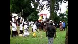 preview picture of video 'Ngaben di banjar semaagung'