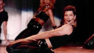 ΘΑ ΤΡΕΛΛΑΘΩ(OUT OF CONTROL)ΣΑΚΗΣ ΡΟΥΒΑΣ