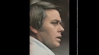Tom T. Hall - The Girl That Read The Same Book All The Time