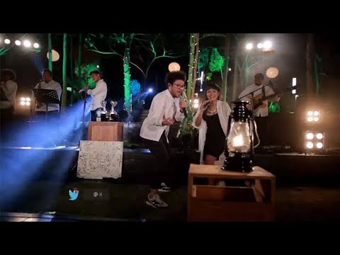 Kunto Aji Feat. Yura Yunita - Salah (Potret Cover) (Live at Music Everywhere) **