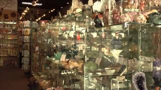 Shopping locally with Flagstaff independent businesses