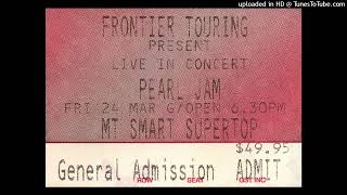 Pearl Jam - History Never Repeats (with Neil and Tim Finn) - March 24, 1995 (Auckland)