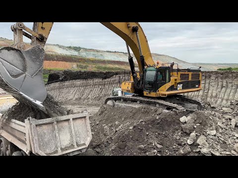 Caterpillar 385C Excavator Loading Mercedes & MAN Trucks - Sotiriadis/Labrianidis Mining Works - 4K