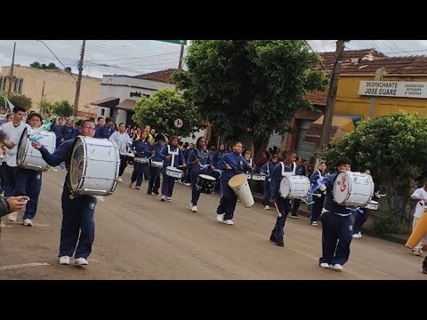 Fanfarra COLÉGIO ESTADUAL DONACAROLINA lupion. Cambará Paraná 🥁