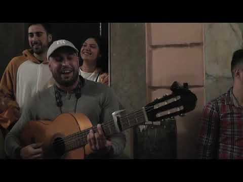 Amor planetario Rafa Gutierrez en Cádiz- Bésame- Tiene un punto de loca, Yo soy su manicomio