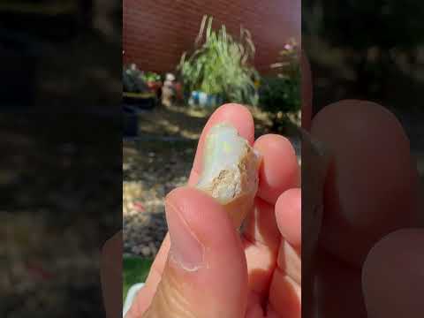 Opal Etiopian de Foc, brut, E33