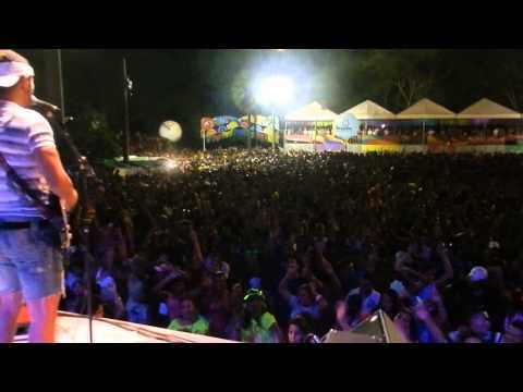 CHICANA - SIMBORA, WE ARE CARNAVAL, CHAME GENTE E BOTA PRA FERVER