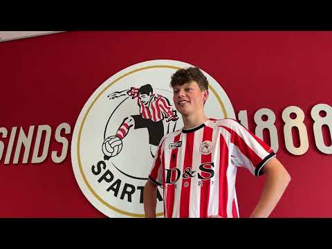 Nieuwe spelers Jong Sparta gepresenteerd en gekeurd bij Via Sparta Sportzorg