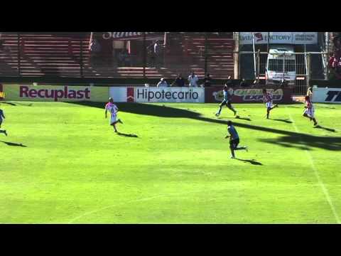 Unión rescató un punto con el golazo de Cavallaro