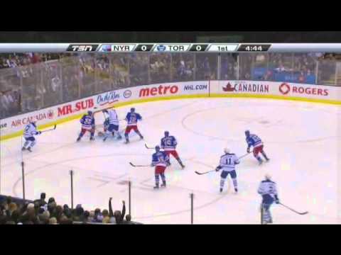 Luke Schenn with a nifty move - Oct 21, 2010