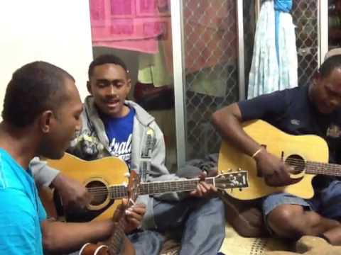 Bau Nanumi Au Eke, Nautusolo