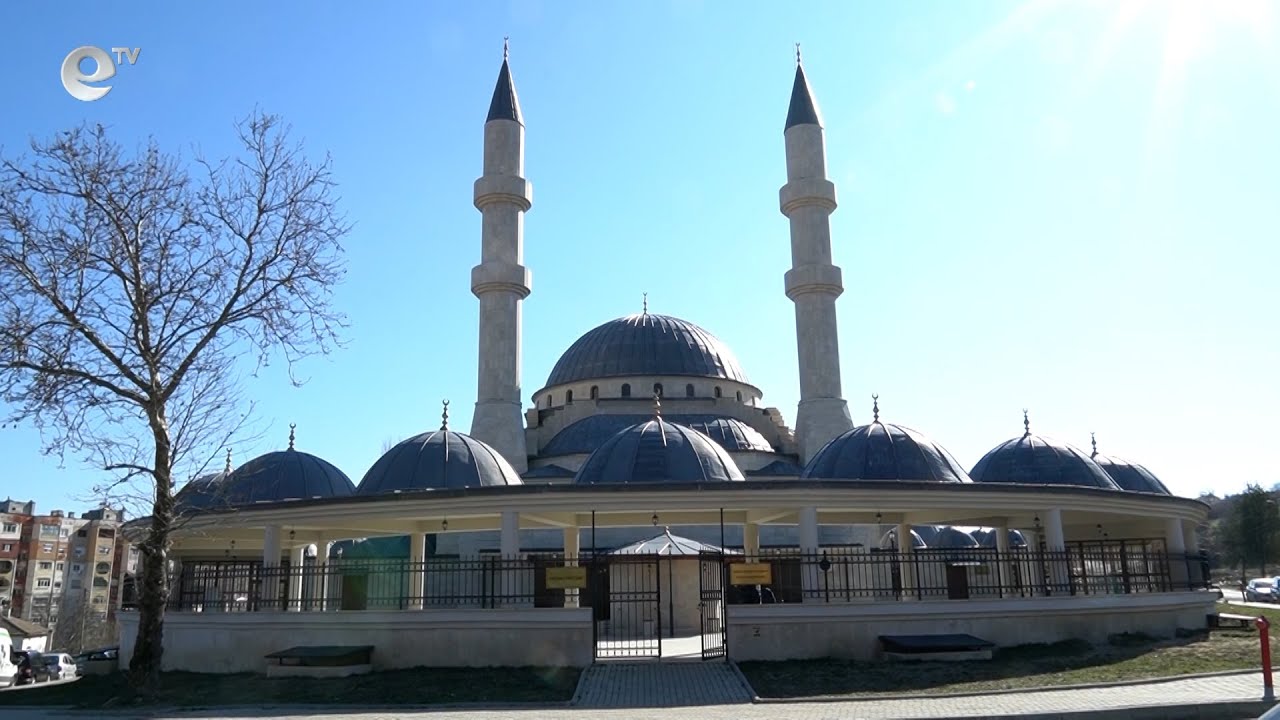 Молитва за загиналите при земетресението в Турция бе отслужена в джамиите