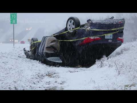 ROLL OVER ACCIDENTS AND JACK-KNIFED SEMI TRUCKS IN KANSAS CITY, MISSOURI NEW YEARS DAY