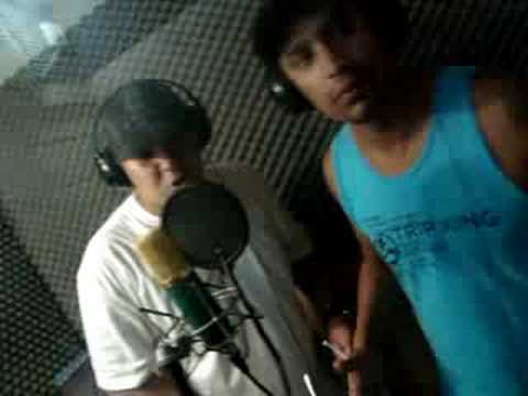 Mc Jonas de Ilhabela e Mc Carlinhos - Estudio Dj Cuco