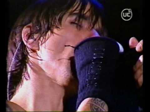 Under The Bridge Live Santiago - Red Hot Chili Peppers
