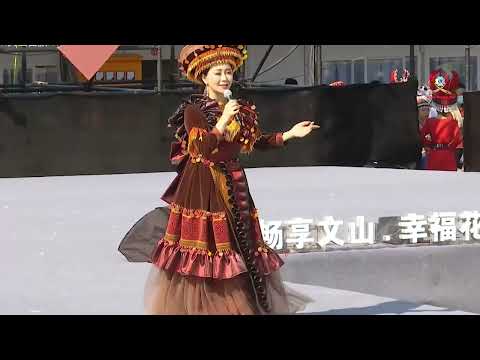 MOOB TEBCHAWS SAB SAB by 邹兴兰  LAJ TSAWB-NKAUJ TAWM TSHAB 2025