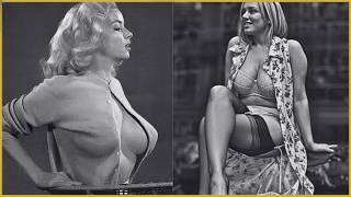 Before They Were Icons — Vintage Celebrity Photos From the Past