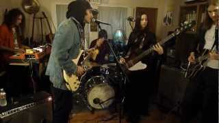 Psychic Ills - "Incense Head" (Violitionist Session)