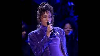 @whitneyhoustonmusic  Queen of the night live south africa