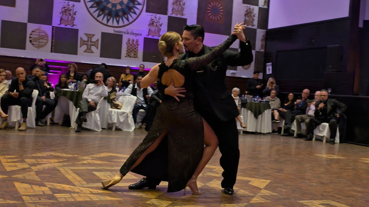 Juliano Andrade & Paula Emerick (1/3) - Por unos Ojos Negros - Argentina Tango Salón Festival