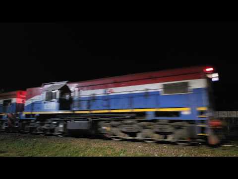 [8K] Tren cargado de NCA con destino a Rosario pasando por Marcos Juárez!!!!!!