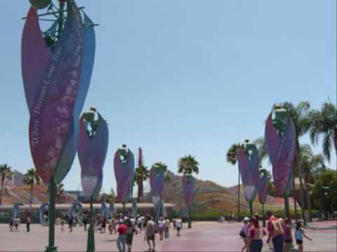 Disneyland esplanade area music- California Girls