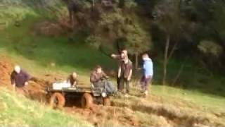 preview picture of video 'Mule M274 4x4 Woodhill NZ part 1'