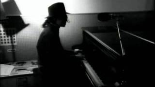 The Lost Children - The Pianist And The Orchestra - (Official Orchestral Tribute To Michael Jackson)