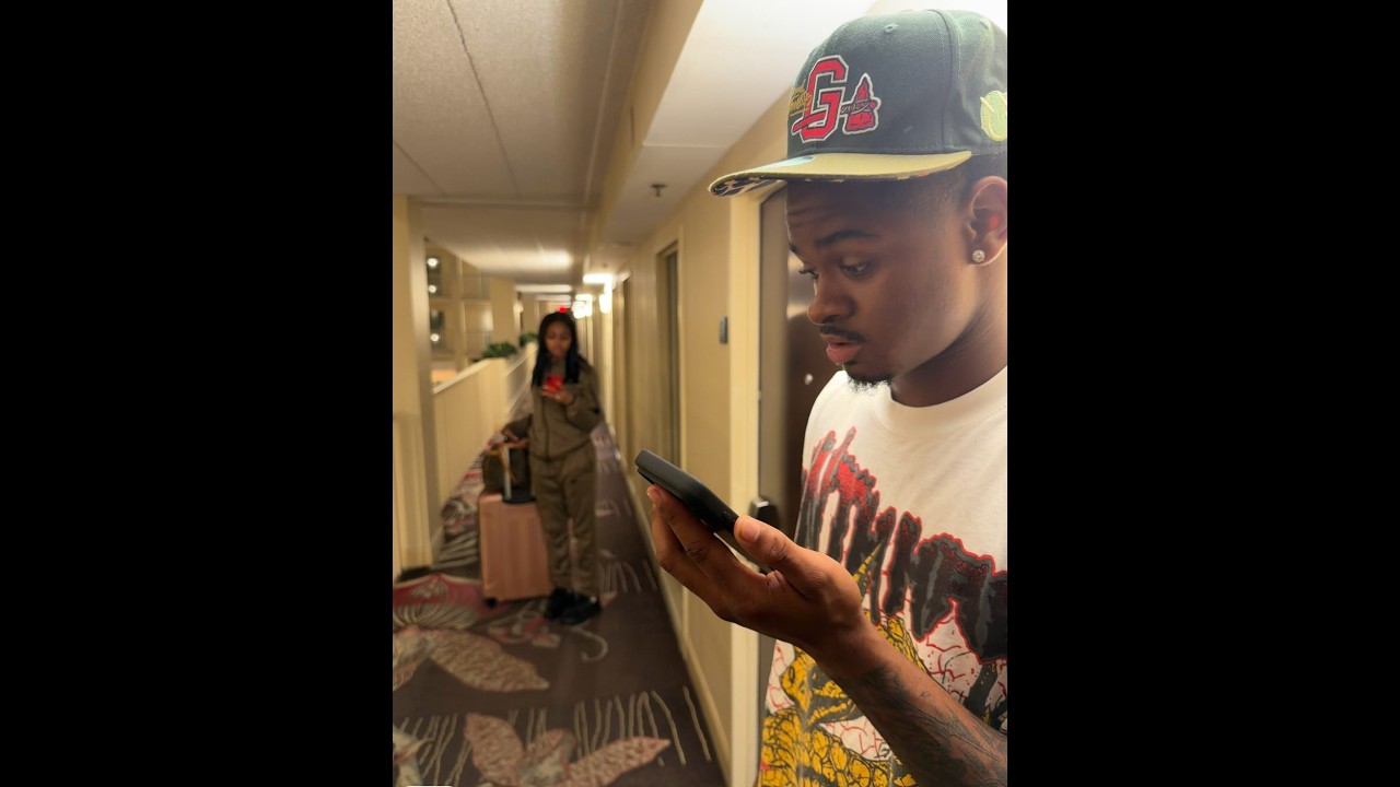Isaiah finds out Brooke landed early when he’s about to drop Mariah off!