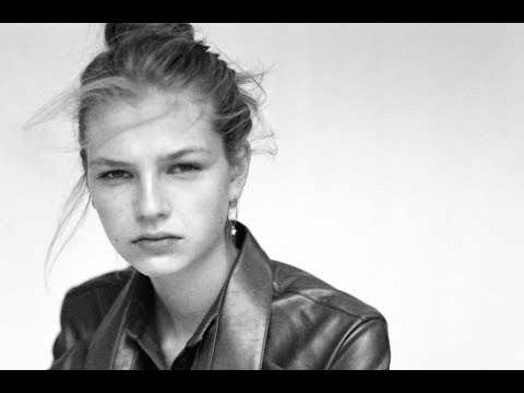 DEIRDRE FIRINNE Model 2019 - Fashion Channel