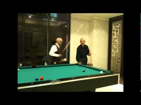 92-yr-old father plays billiards