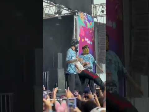 E esse baile do DJ Arana? 🤩👀😂 #ciclonefunk #funk #shorts #djarana