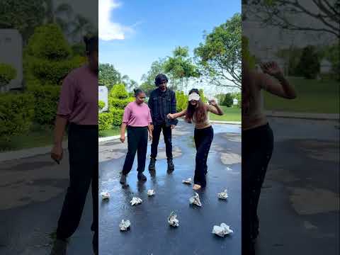 ඇත්තටම ඉමේශ් දින්නා ද? 🤩🤣 | DAHASAK MAL | Blind Walking Challenge