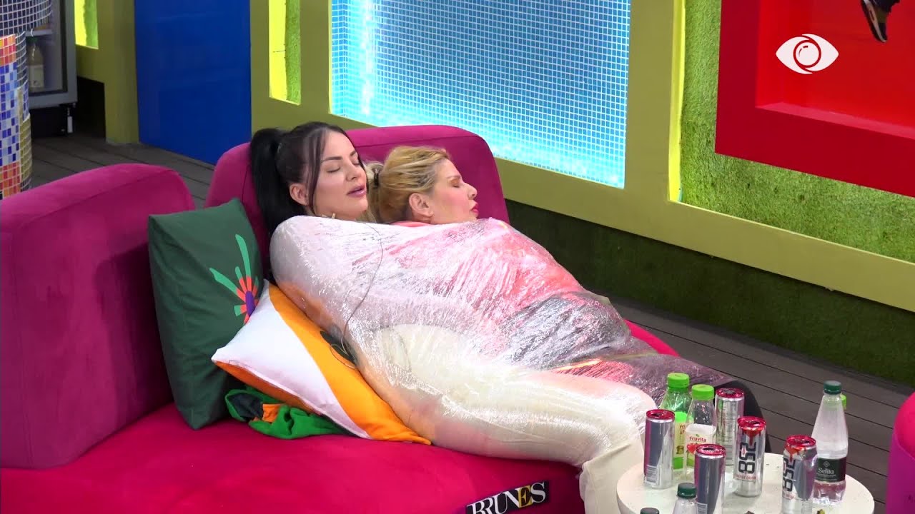 Momente gazmore/ Meri dhe Sara këndojnë greqisht gjatë sfidës