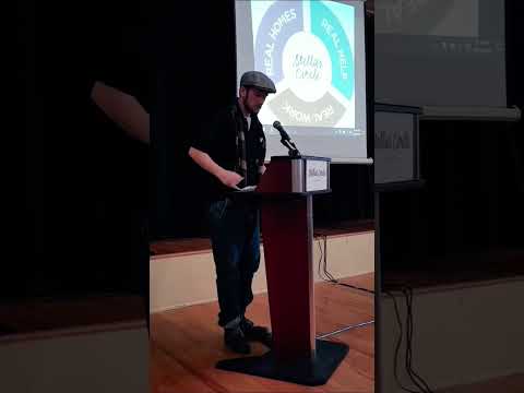 Stand Up #comedy
