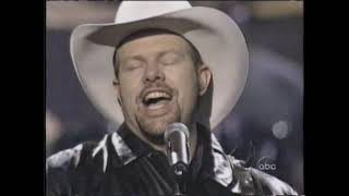 She Daisy - Toby Keith *I Wanna Talk About Me* American Music Awards &#39;01
