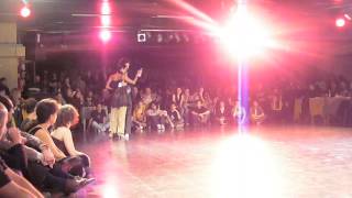 Bruno Tombari y Mariangeles Camaño en La Viruta 1