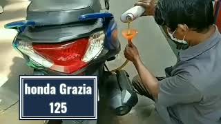 How to Change Engine Oil in Honda Grazia 125 motor Bike ?