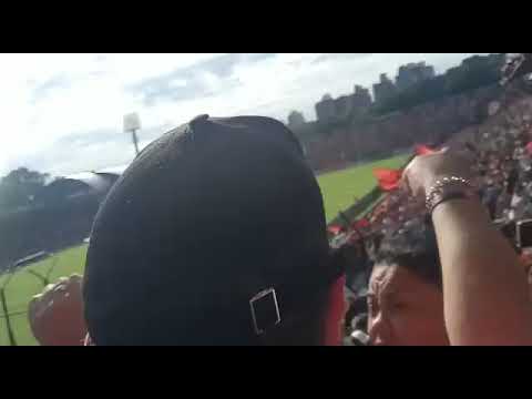 gol de garcia a Banfield desde un codo #newells #banfield