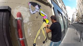 Born Naked - SURIANI street art - Paris