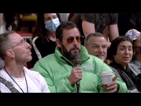 Adam Sandler Hangs Out in the Audience During Jennifer Aniston’s Interview
