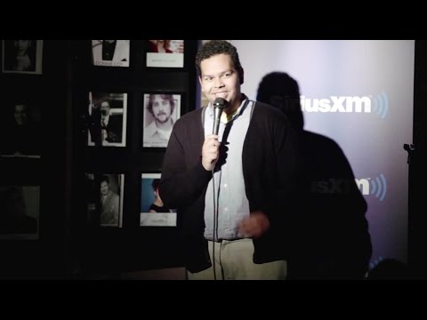 SiriusXM's Top Comic 2015 - Travis Lindsay (Yuk Yuks - Halifax)