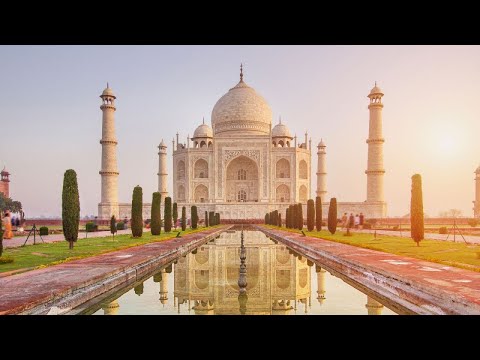 The Taj Mahal - One of The 7 Wonders of the Modern World