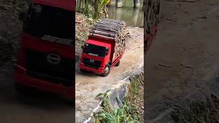 Download lagu RC Truck Hino 500 Overturned RC Dump Truck Overturned #truck #overturnedtruck #findtoys #sandtruck mp3