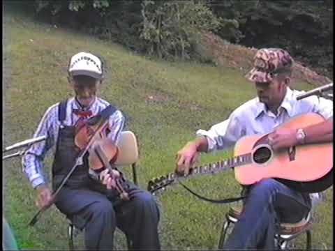 The Roan Mountain Hilltoppers play Shout Lula