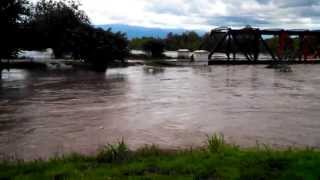 preview picture of video 'Inundacion - Desborde del Río chico'