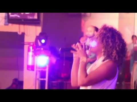 Vaso De Barro - Priscila Cruz