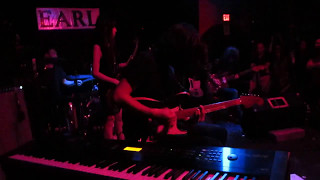 Mono - "Recoil, Ignite" (Live at The Earl, Atlanta, GA).