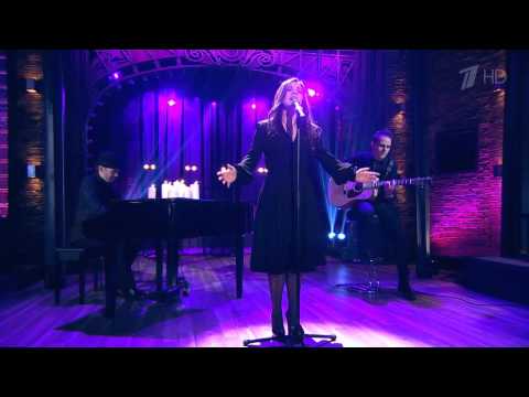 Дина Гарипова & группа ФРУКТЫ - What If ("Вечерний Ургант" live)