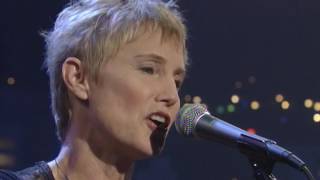 Eliza Gilkyson - &quot;Beauty Way&quot; [Live from Austin, TX]